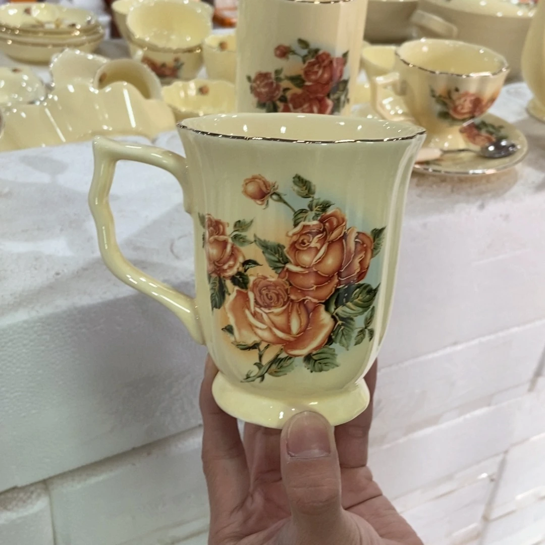 星博陶瓷…………………………………………1个