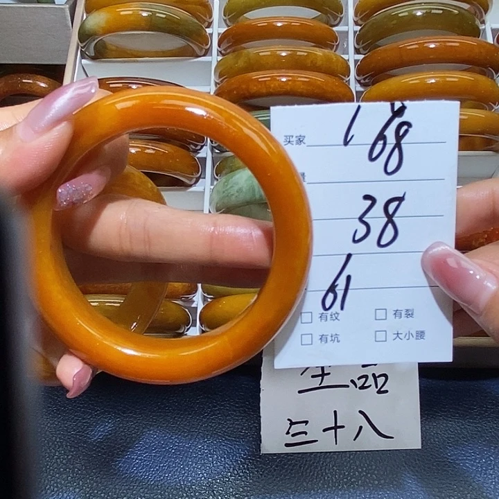 蛇纹石玉未镶嵌手镯幸***猫