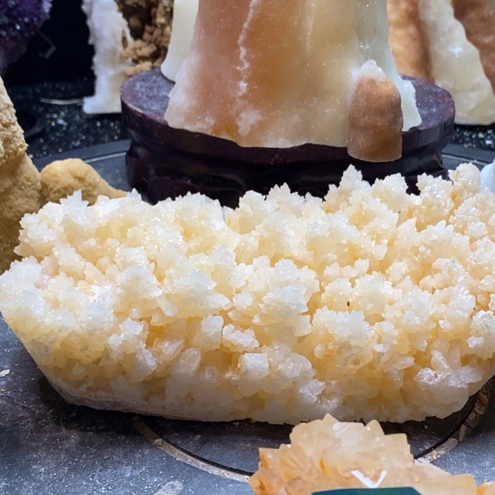 臭***宝玛瑙/玉髓合金挂件