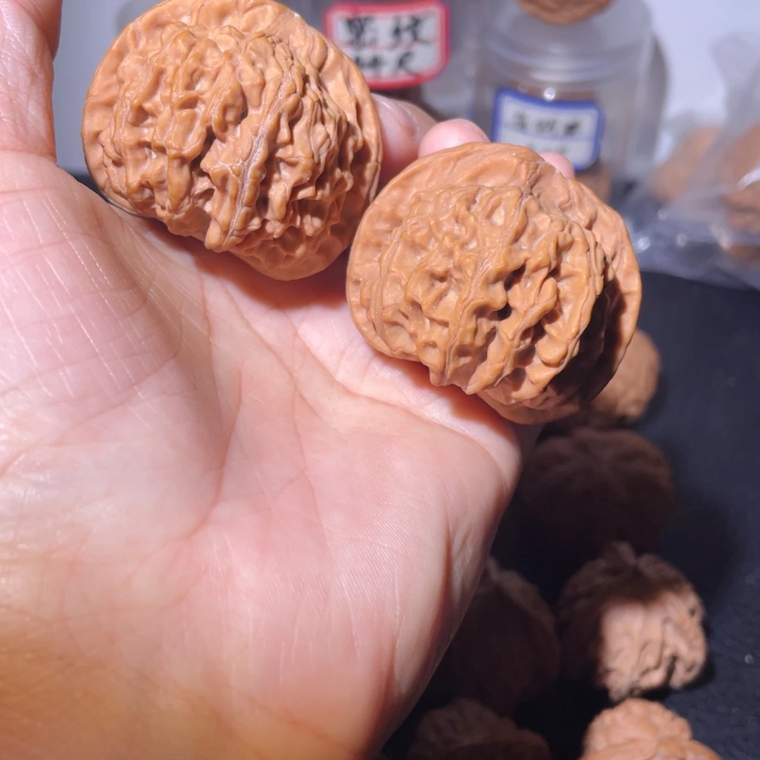 吊坠桃核43尺天地，