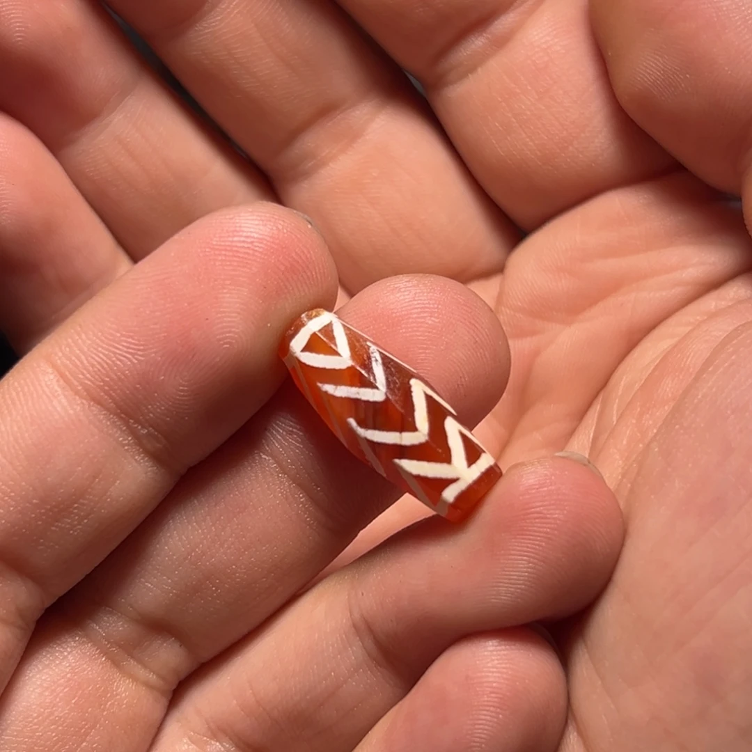 玛瑙/玉髓未镶嵌珠宝奇石