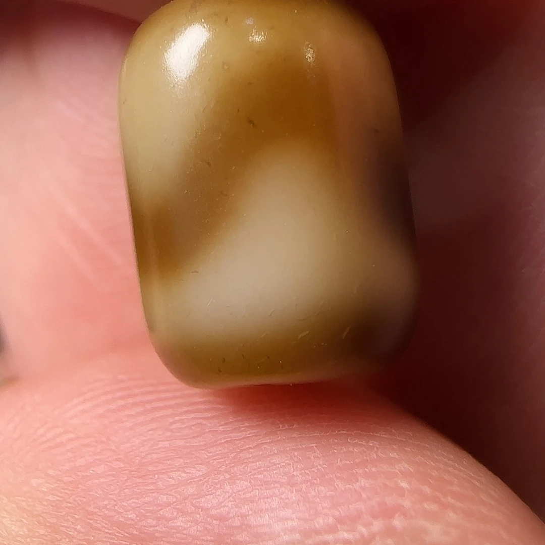 玛瑙/玉髓颈饰未镶嵌绵密的牛毛纹 13x10