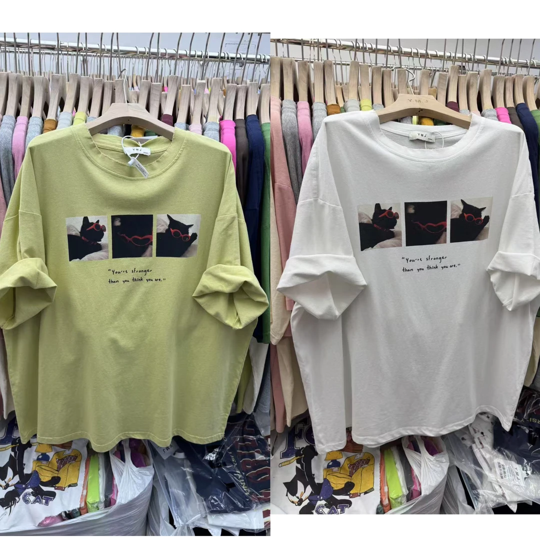 8132夏季新款韩版眼镜小猫印花宽松磨破圆领短袖T恤女