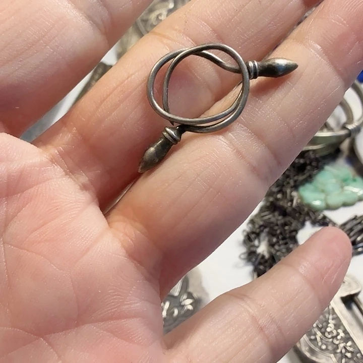 两***姥纯铜锆石合金足银饰品