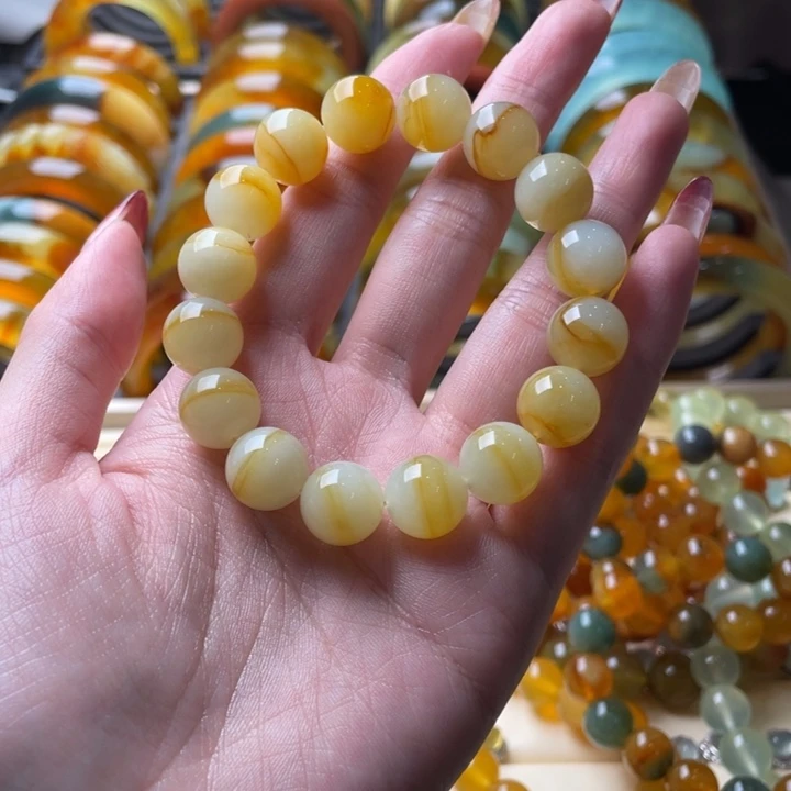 蛇纹石玉手串未镶嵌路***风