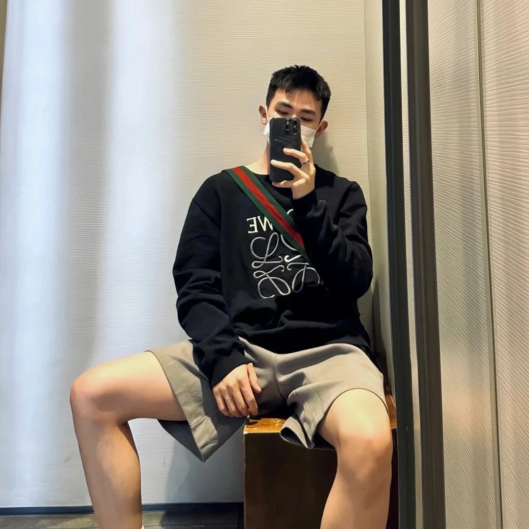 【2025撤柜清仓LYW白标圆领卫衣】男女同款轻奢断码折扣