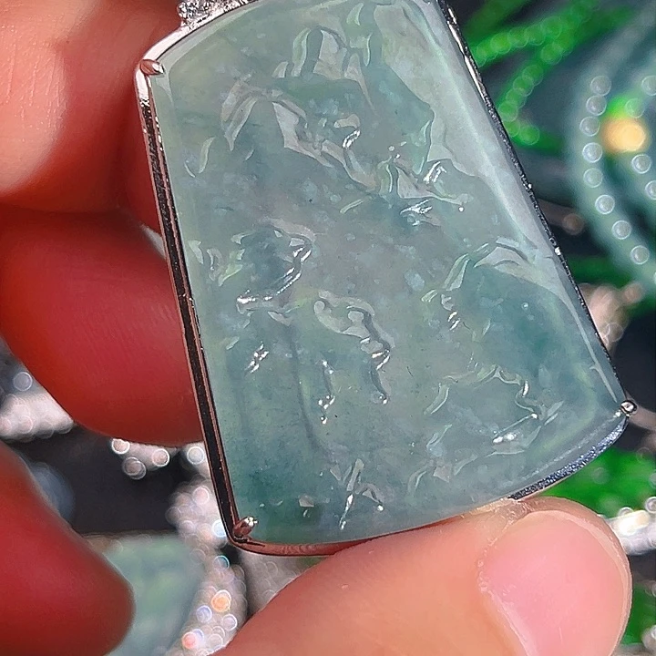 翡翠颈饰未镶嵌66677777,