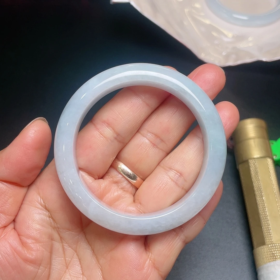 翡翠未镶嵌手镯糯种翡翠手镯