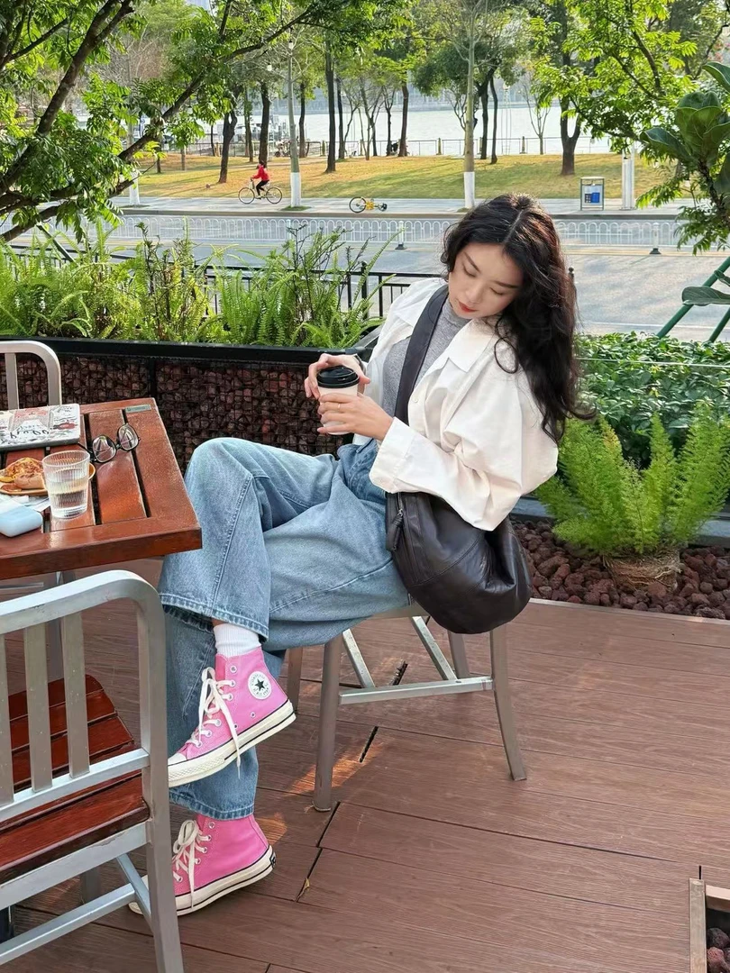 2025秋季新款韩系气质白色衬衫灰色正肩短袖t恤阔腿牛仔裤套装