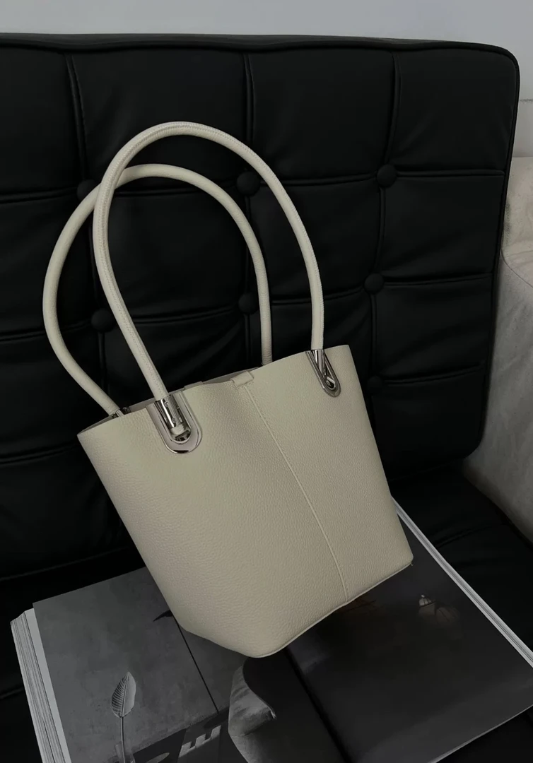 花花家时尚新款简约水桶大小两包（223）