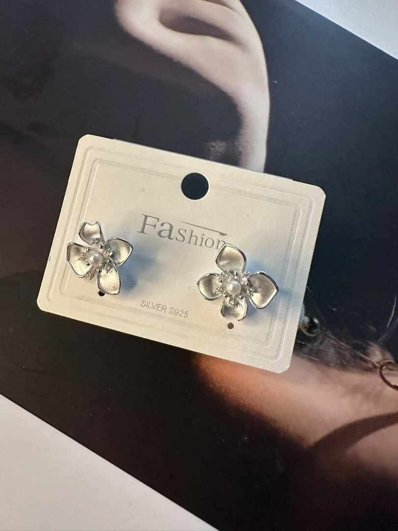 钛钢耳饰 【小胖家】新款珠珠花朵耳钉