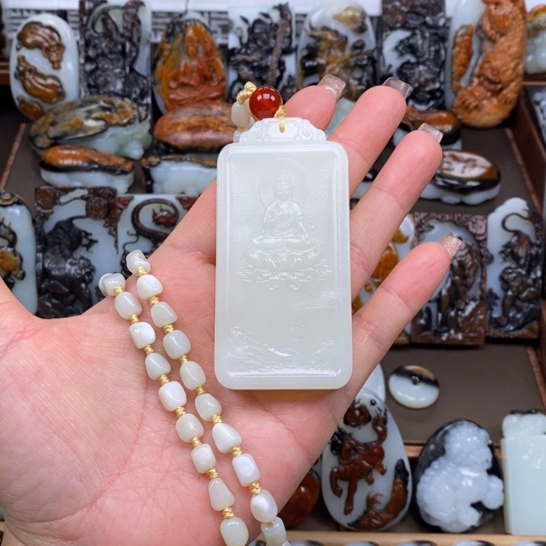 颈饰未镶嵌和田玉