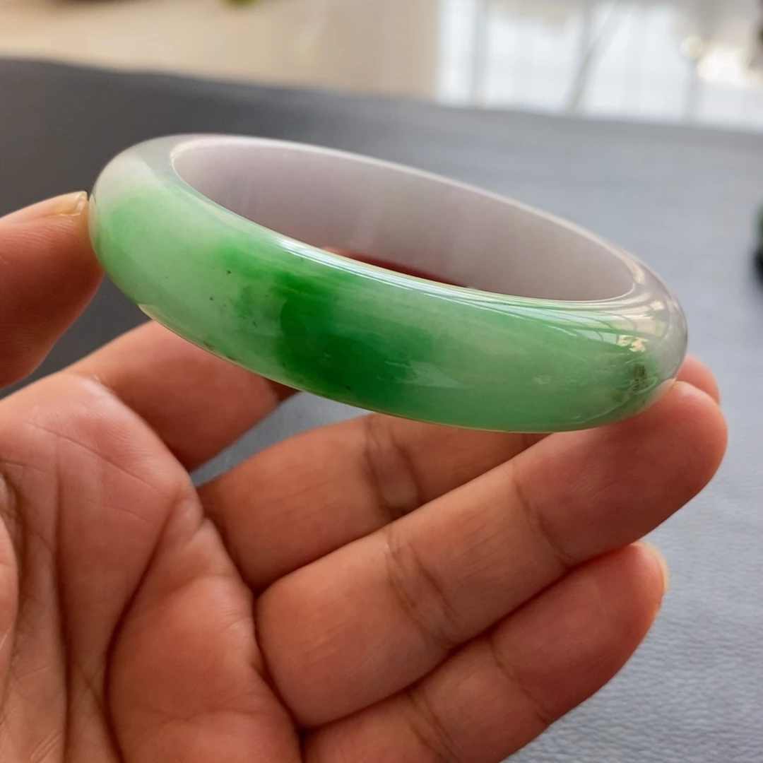 未镶嵌手镯翡翠天然翡翠手镯