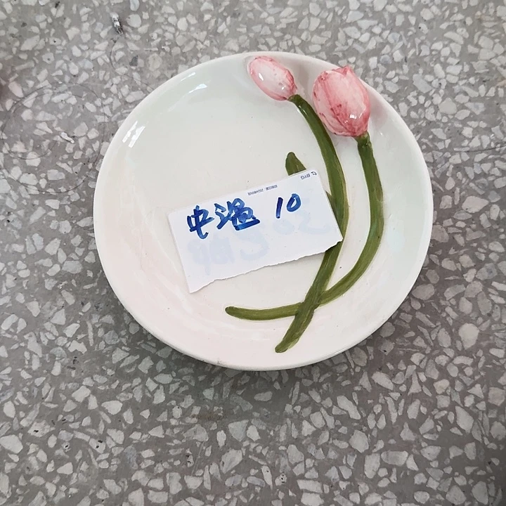 拍一发三立体花朵碟子