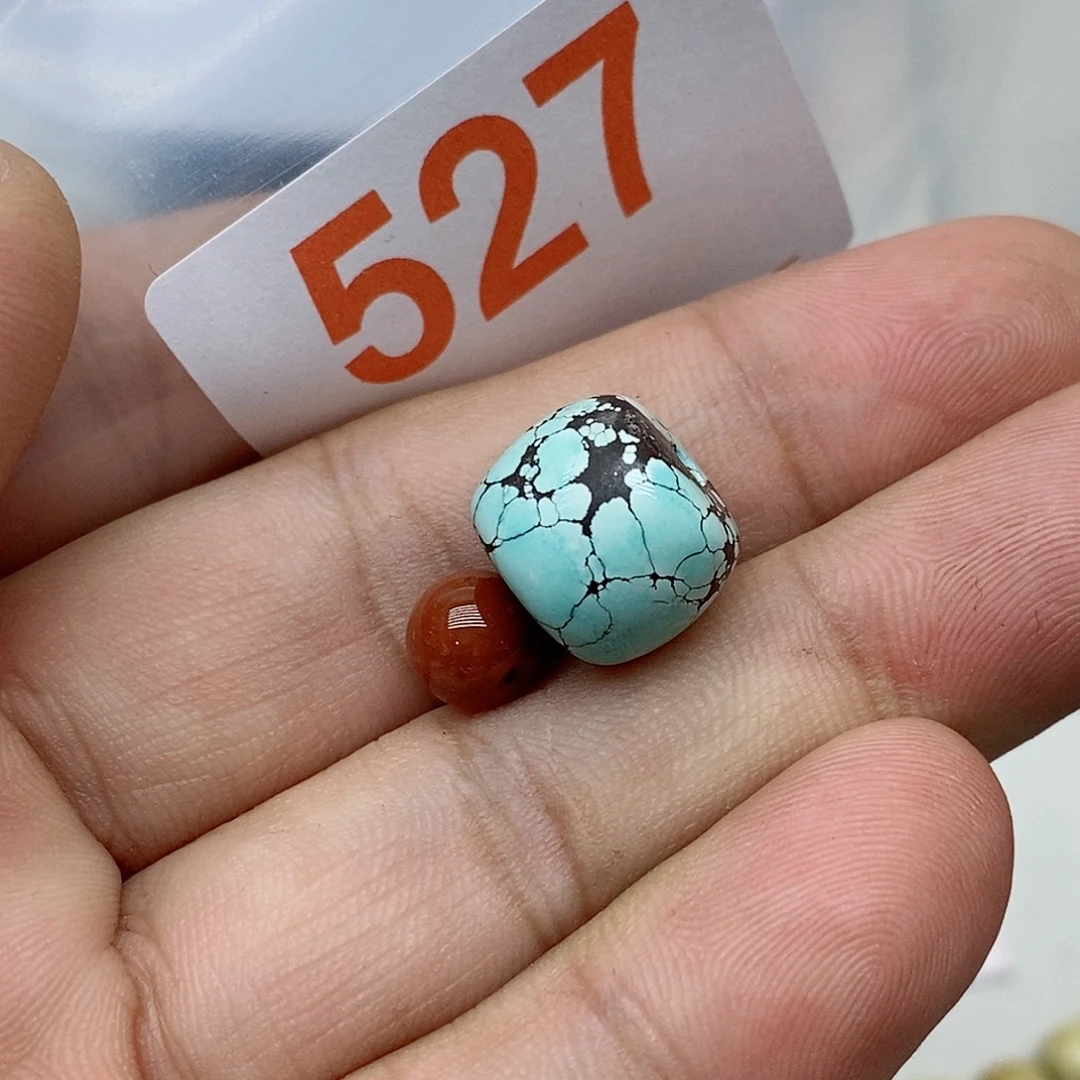 南红玛瑙未镶嵌珠宝奇石