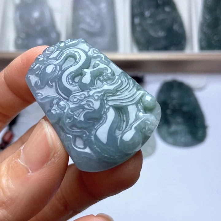 翡翠未镶嵌挂件翡翠