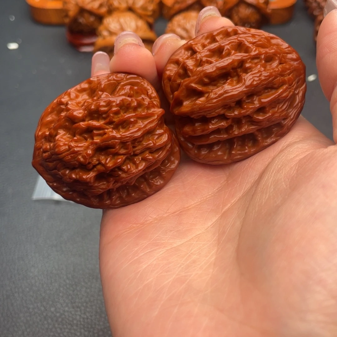 大***孩文玩核桃把件麦虎