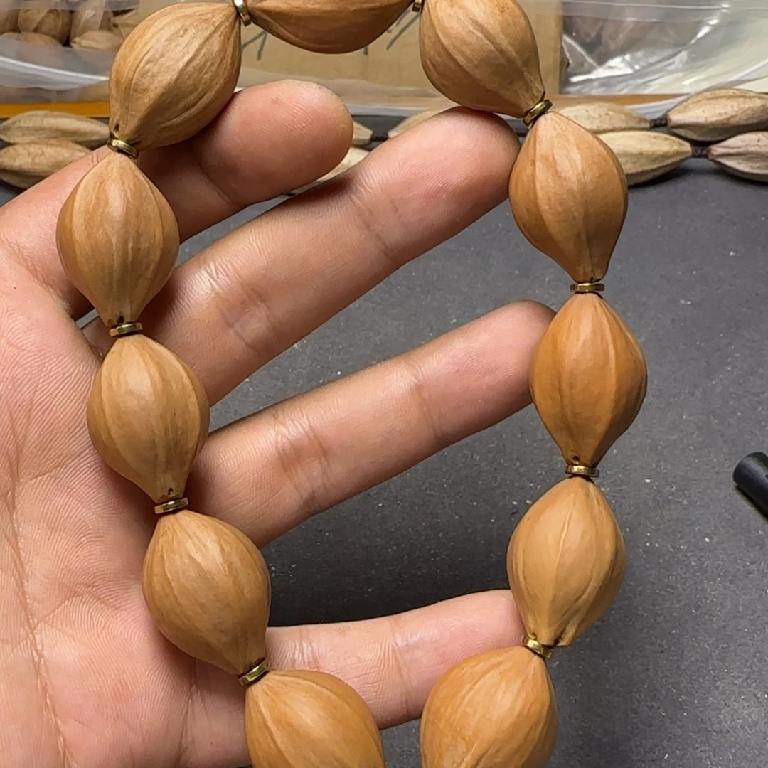 【闪购商品】橄榄核手串/手链梅林大四花