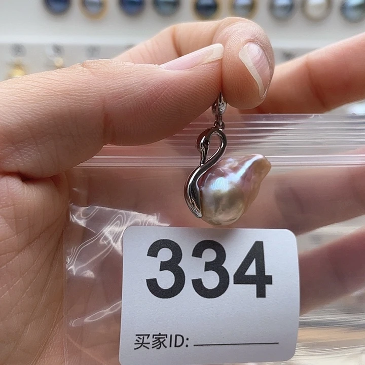 未镶嵌天然珍珠。  漏 漏 漏淡水珍珠