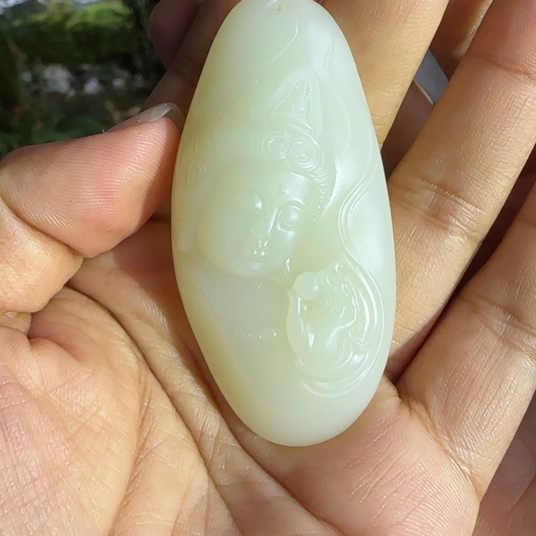 颈饰未镶嵌和田玉米达