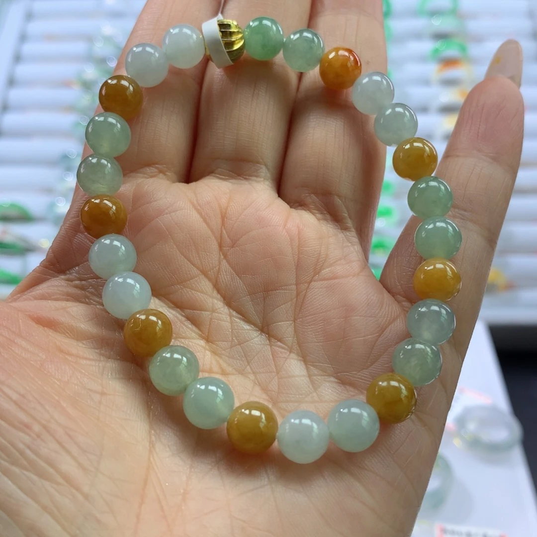 翡翠戒指未镶嵌珠串