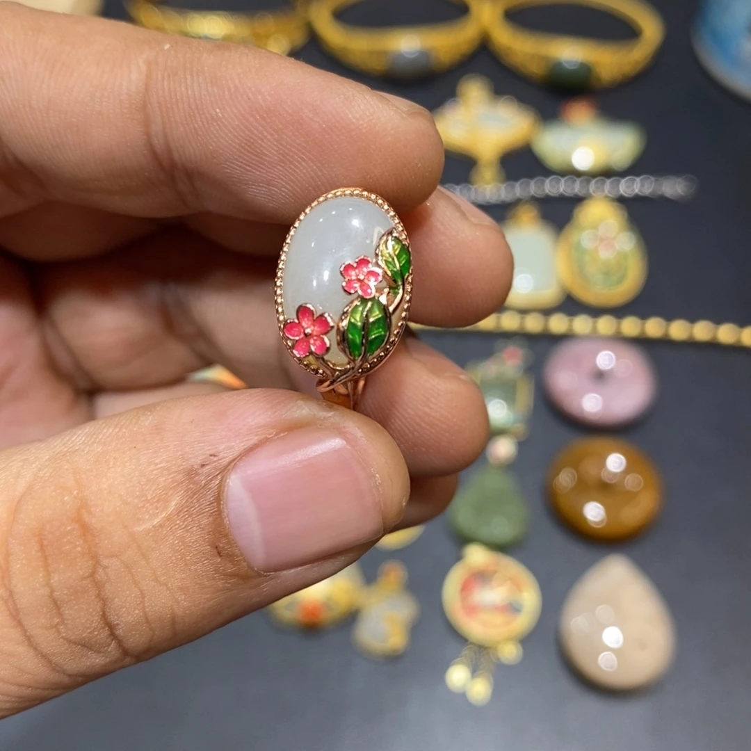 和田玉戒指银S925镀金镶嵌