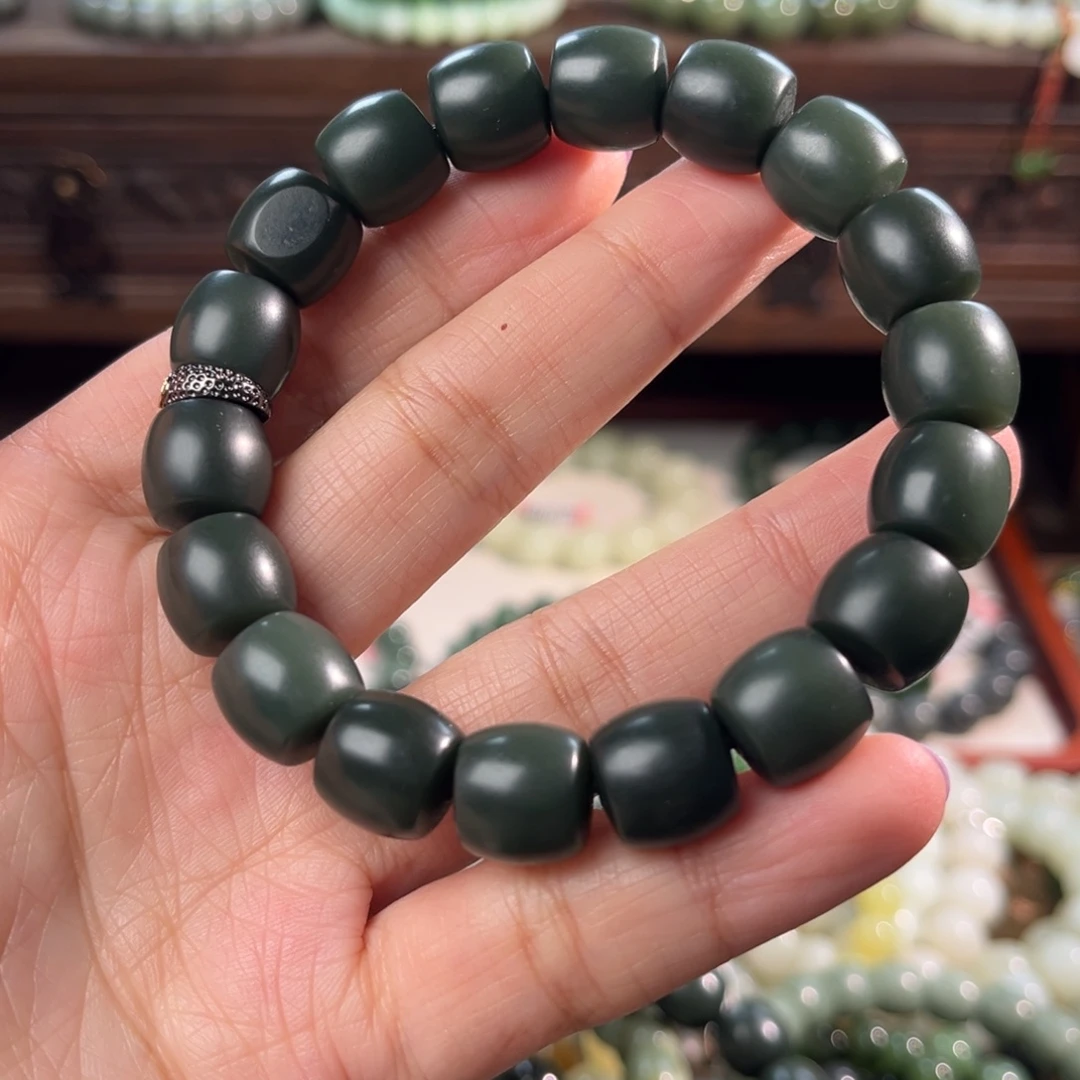 用***8和田玉未镶嵌手链