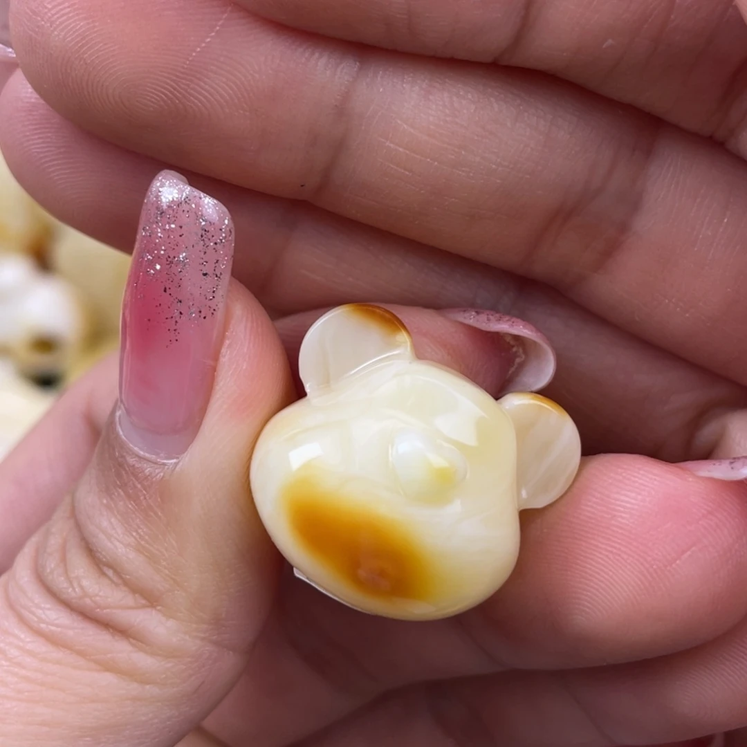 琥珀裸石未镶嵌蜜蜡