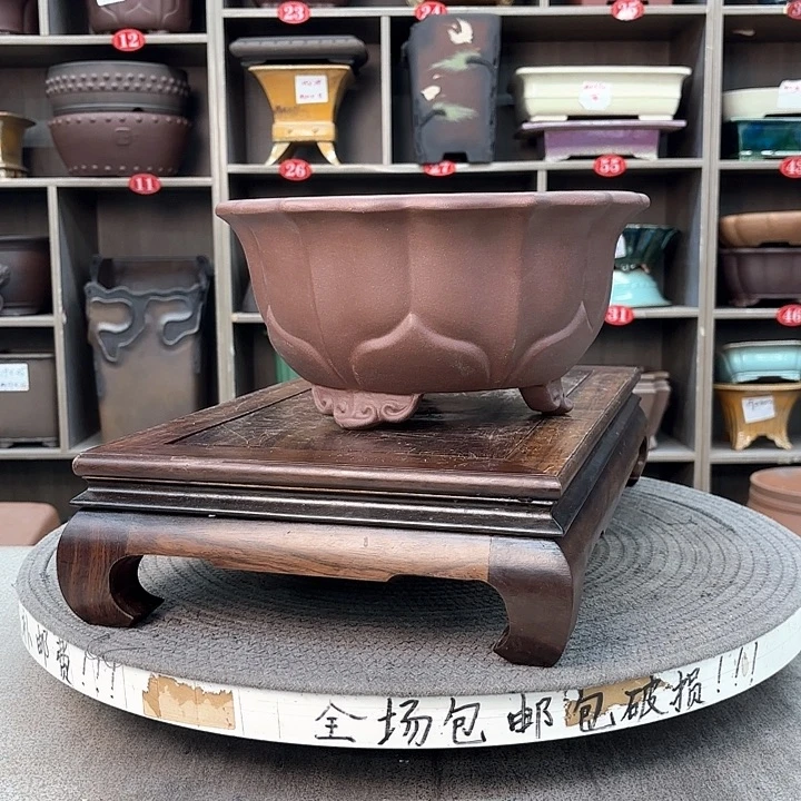 紫砂花盆紫砂的颜色很好看