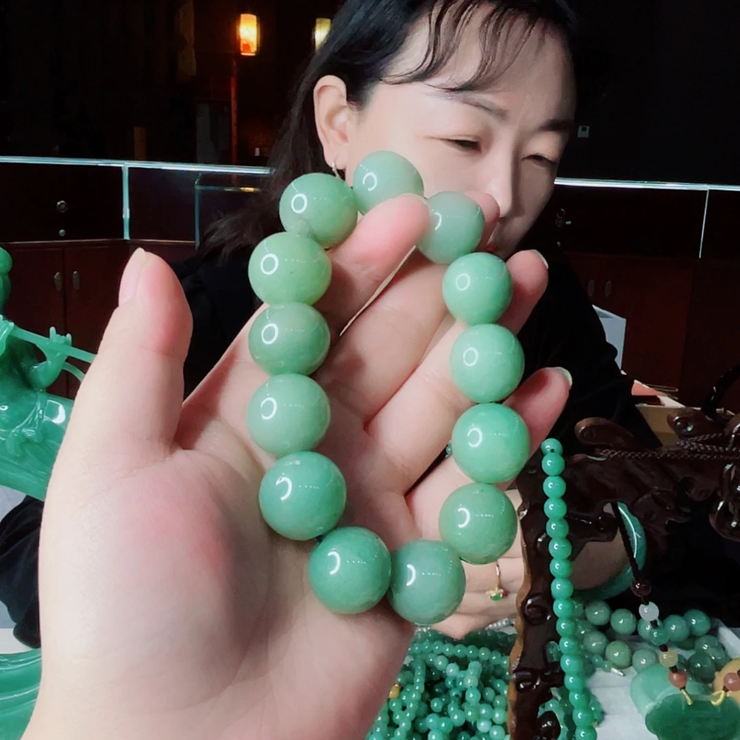 密玉（石英质玉）未镶嵌颈饰