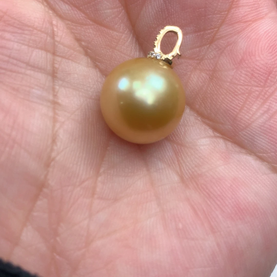 海水珍珠颈饰18K金镶嵌