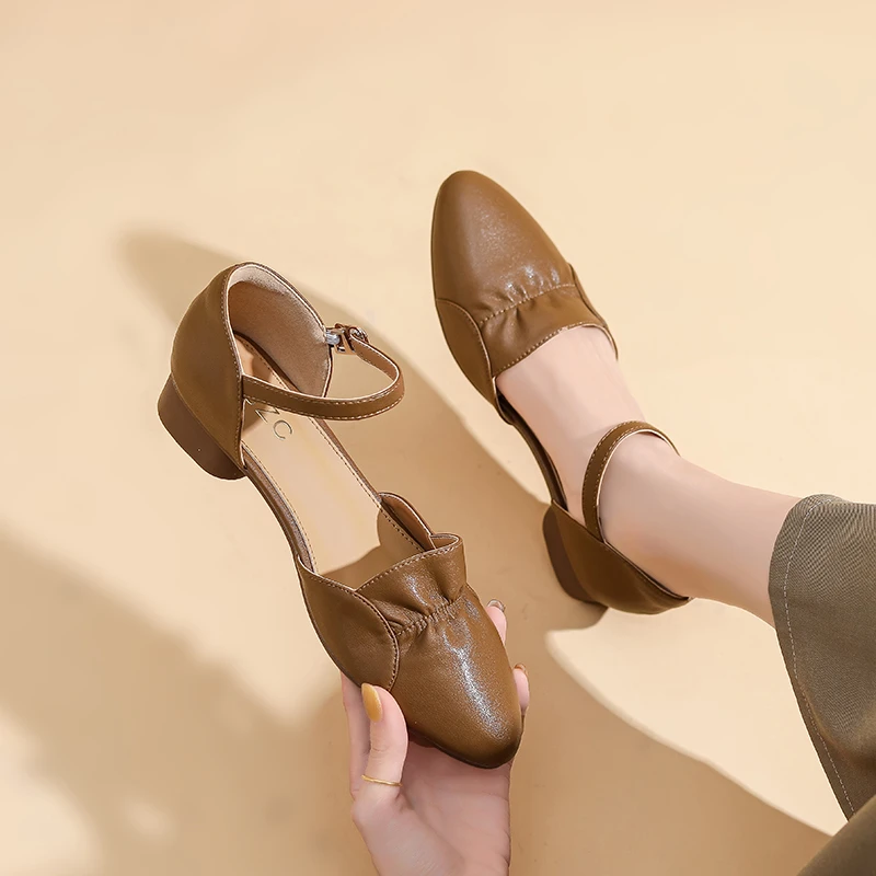 3厘米真皮软底一字带复古新款单鞋粗跟春夏中跟女士凉鞋