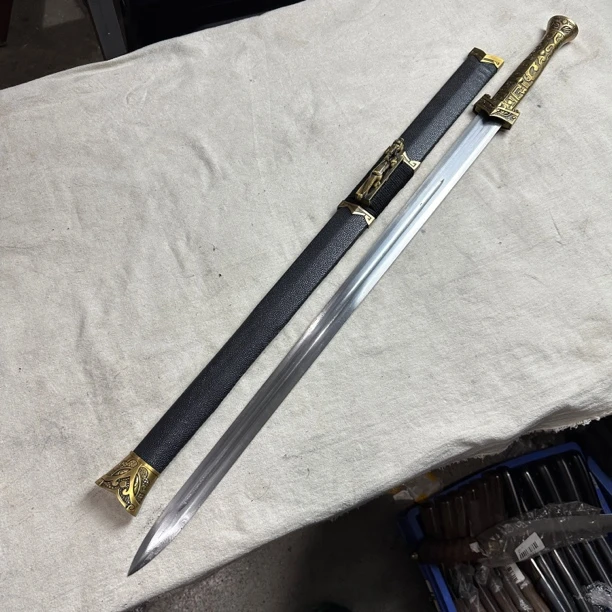 3105 龙泉昊天宝剑高锰钢武士刀高锰钢未开刃