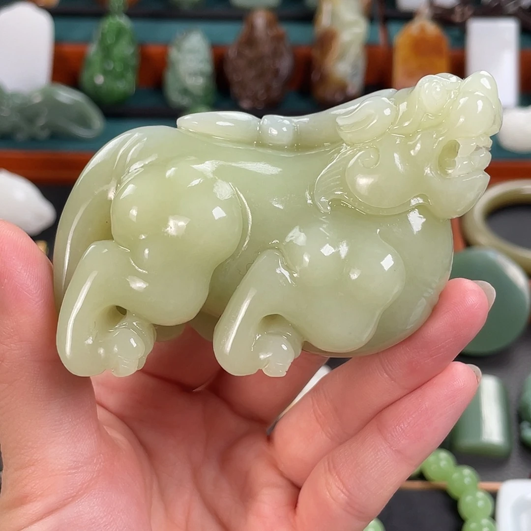 和田玉未镶嵌摆件