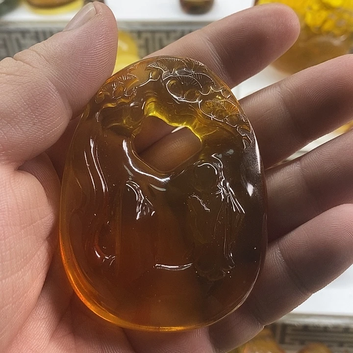 琥珀珠宝奇石未镶嵌吊坠