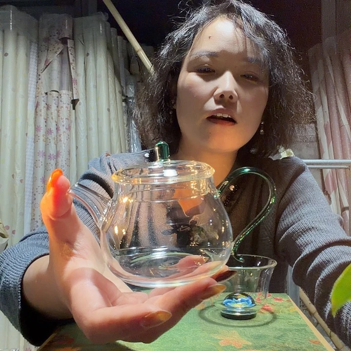 玻璃茶色墨绿色小壶