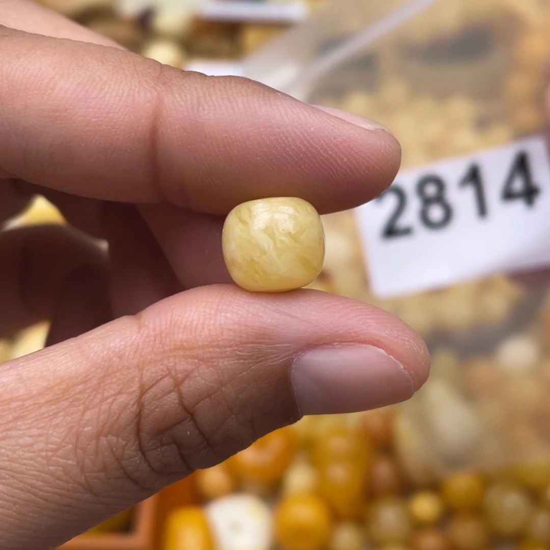 蜜蜡珠宝奇石未镶嵌小坑11