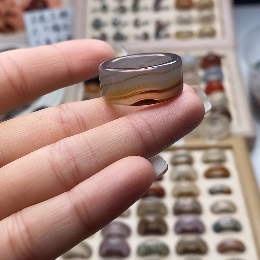 玛瑙/玉髓未镶嵌戒指A8不退换港19