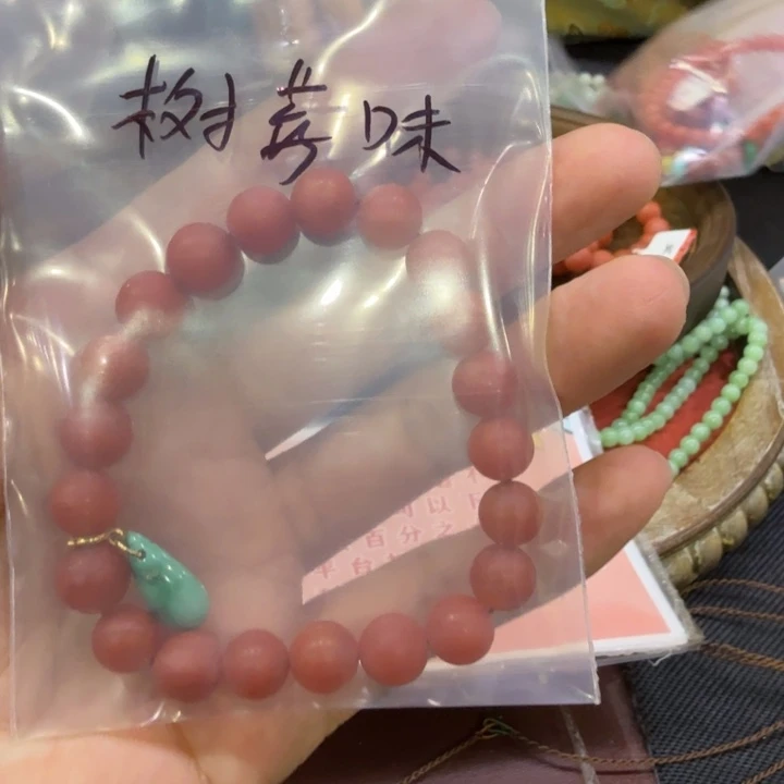 树****颈饰未镶嵌和田玉