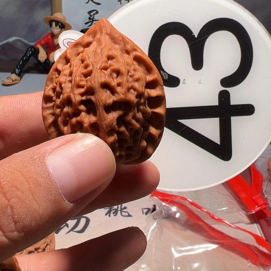 3***人文玩核桃，白色43号