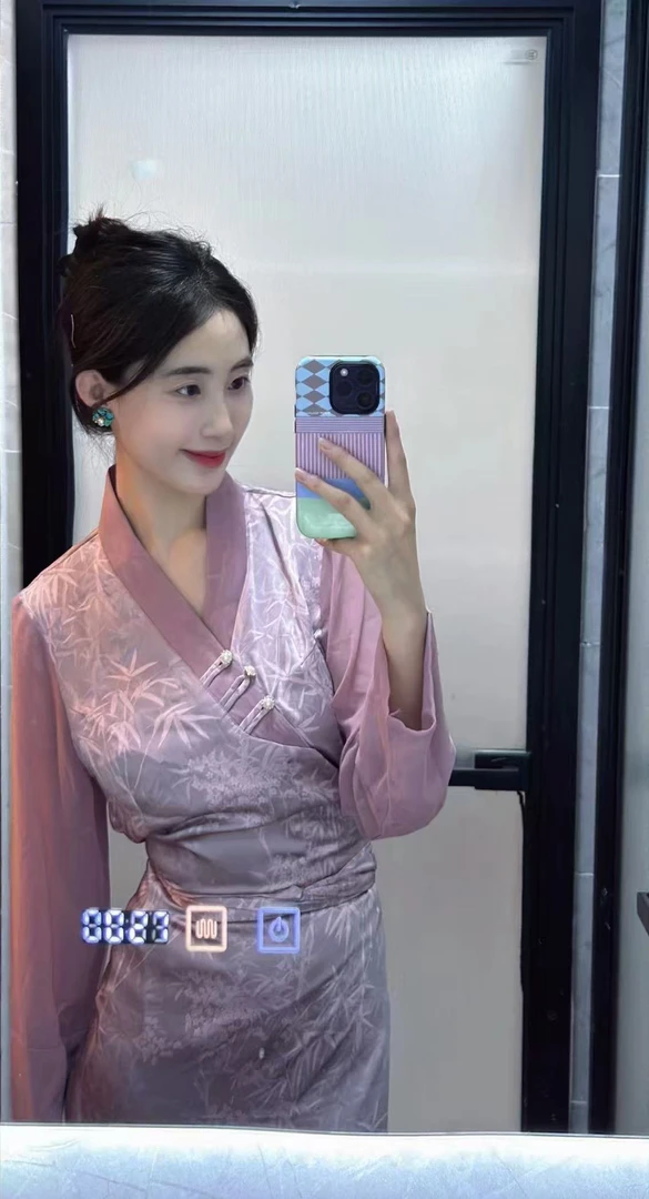 三色经典贵气缎面四季可穿女生西藏博拉裙民族服装