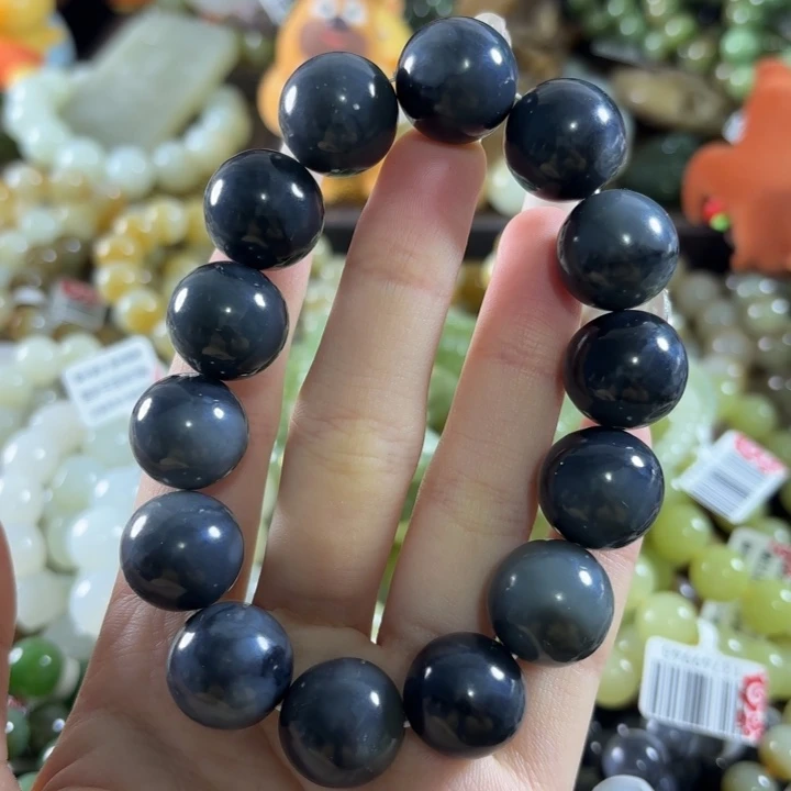 和田玉未镶嵌手链随机发一