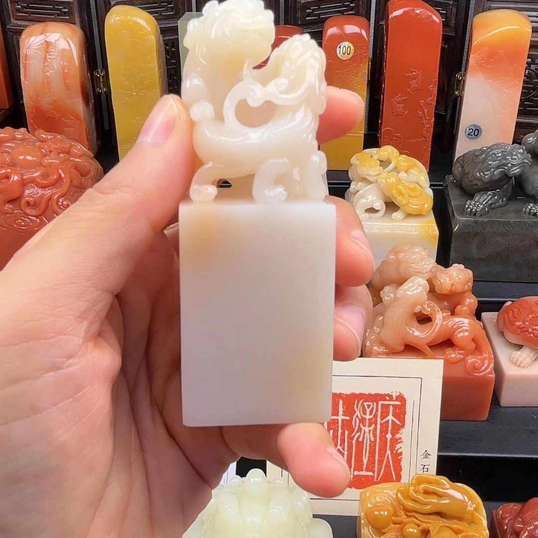 昌化石印石这种现象很明显了很多