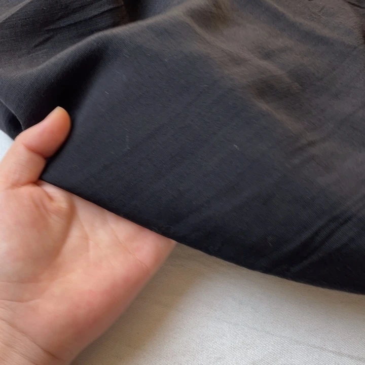 黑色棉麻2.5米。