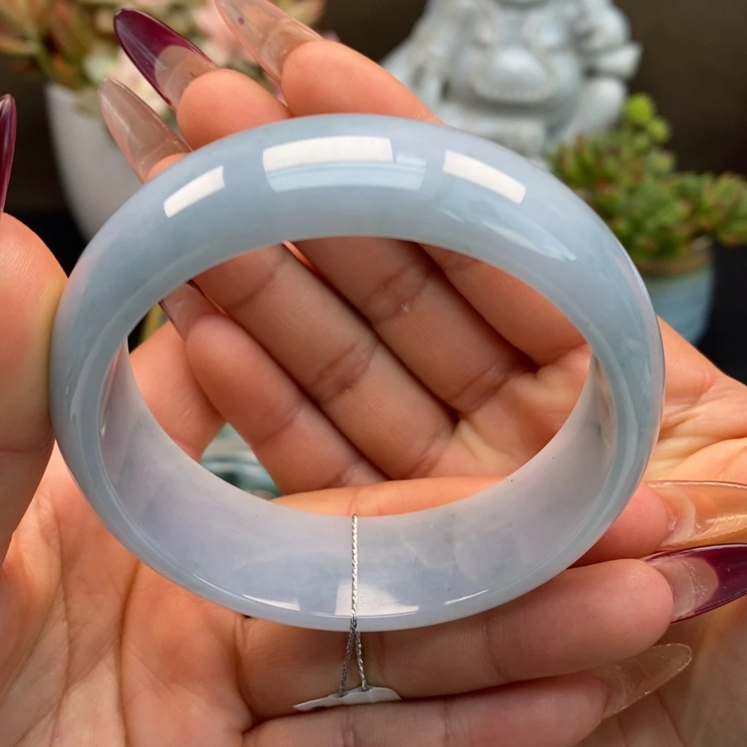 翡翠手镯未镶嵌天然