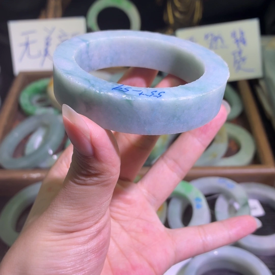 定制翡翠未镶嵌翡翠A货手镯毛胚定制