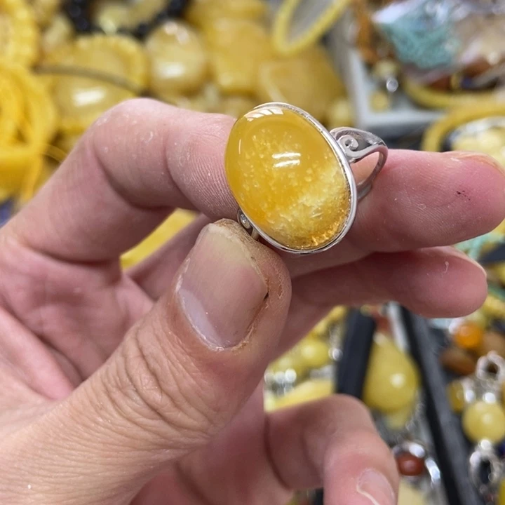 银S925镶嵌蜜蜡裸石戒指