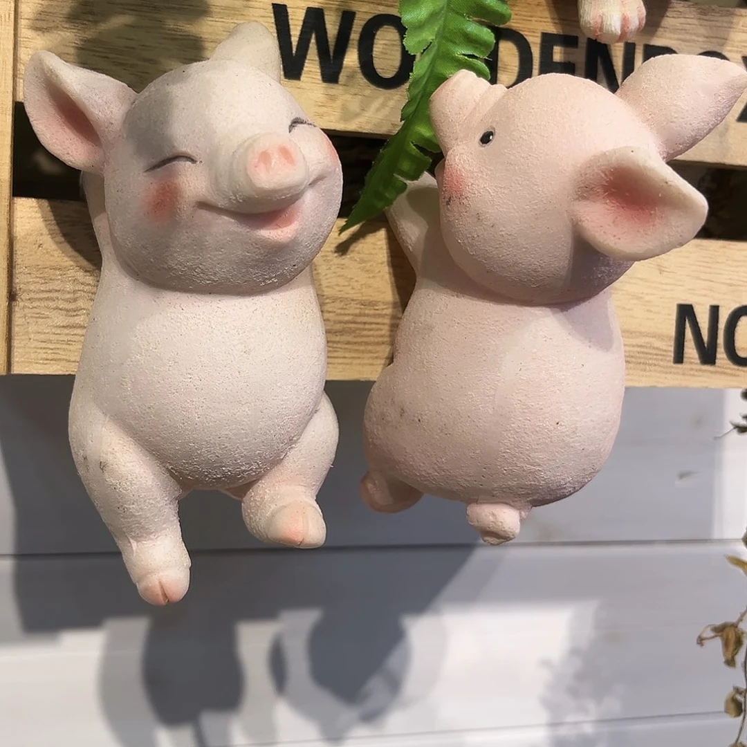 合成树脂h****o猪猪挂件