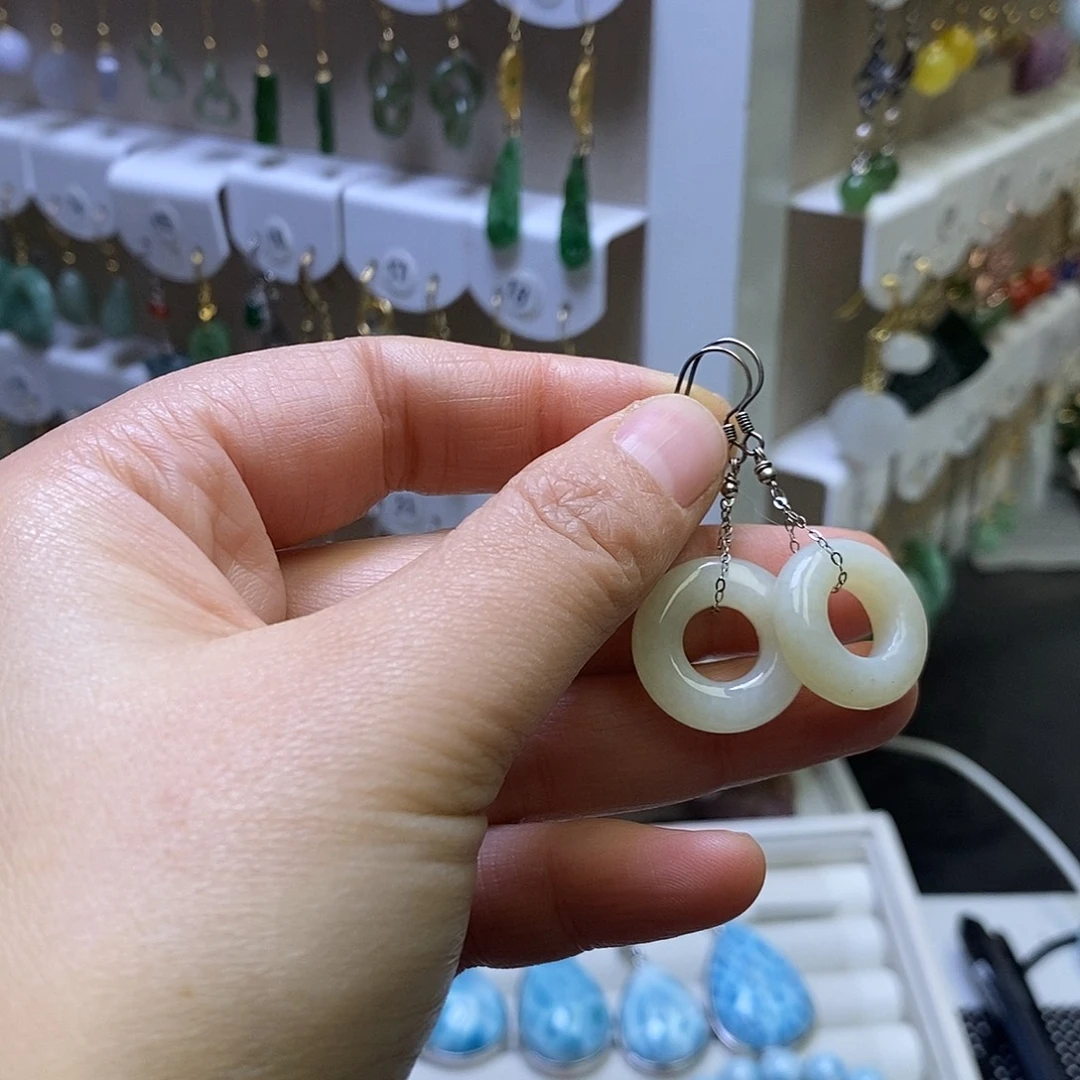 和田玉银S925镶嵌耳饰