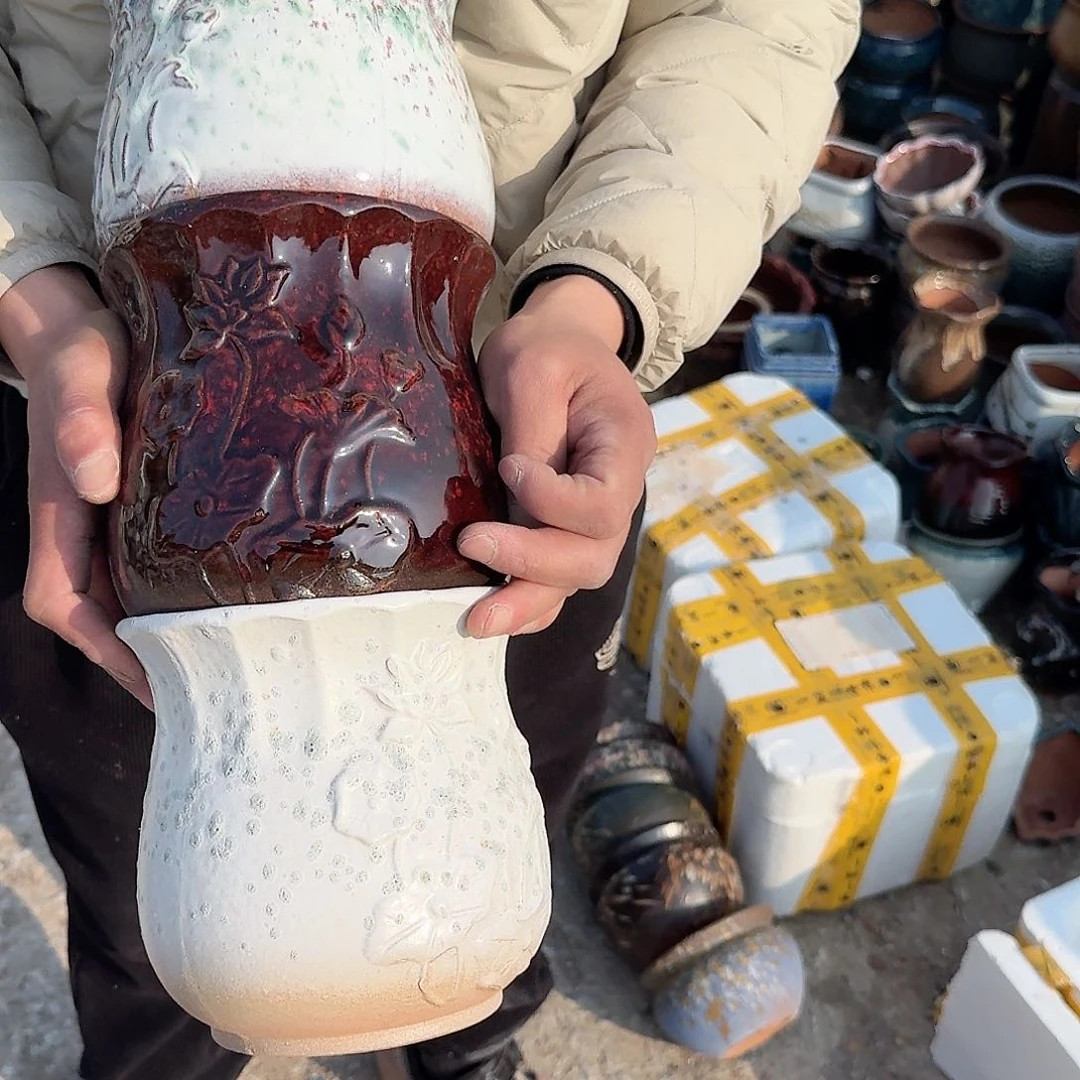 紫砂花盆口15高15（三个荷花老庄胡巴